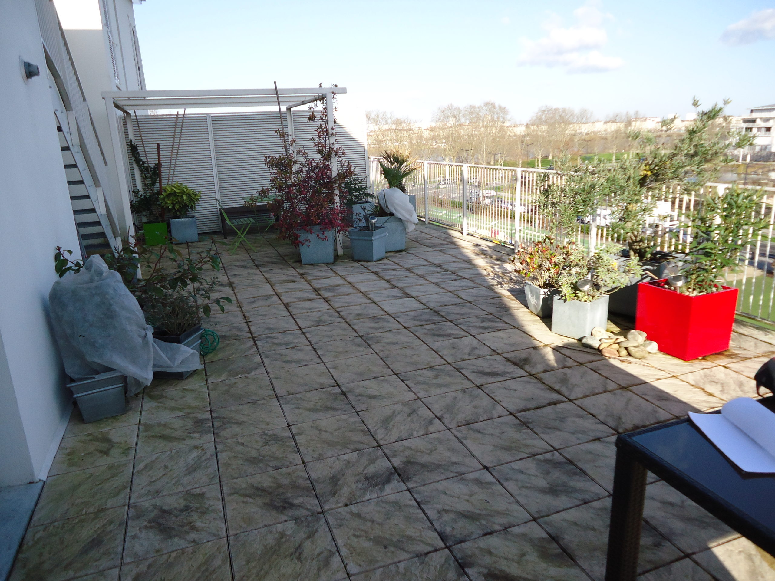 Avant la pose de la terrasse