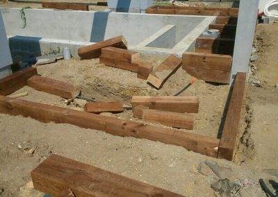 En pleine construction des jardinières