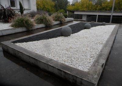 Entreprise paysagistes Bordeaux : création de jardinières revisitées