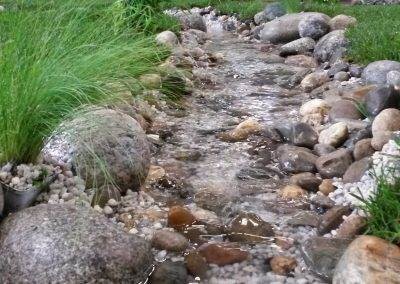Une rivière de galets