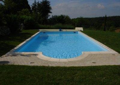 Accès piscine en pavés