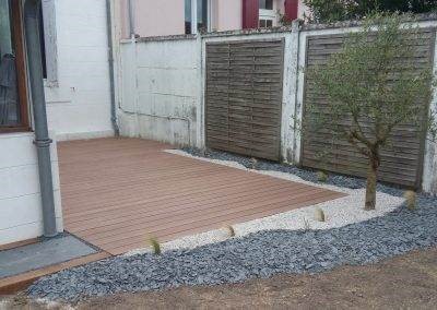 Pétales d'ardoise et roulés blanc, gris marron pour un esprit reposant