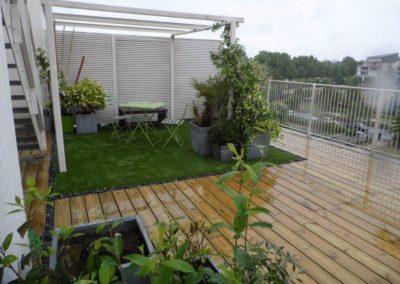 Terrasse bois balcon à Bordeaux Bastide