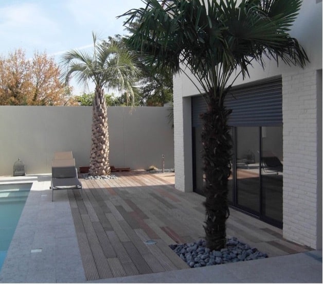 terrasse en bois exotique ou en bois composite